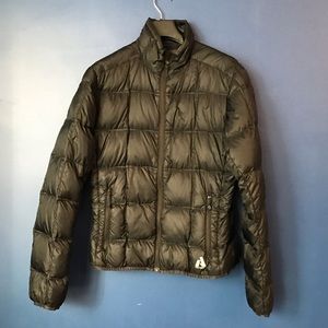 First Ascend Puffer Jacket Size L